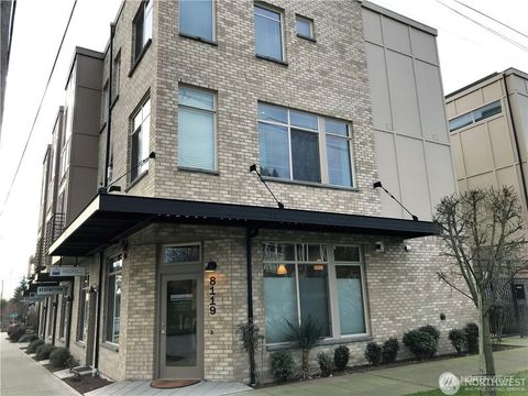 8119 Stone Avenue N, Seattle, WA 98103 - MLS#: 2333988