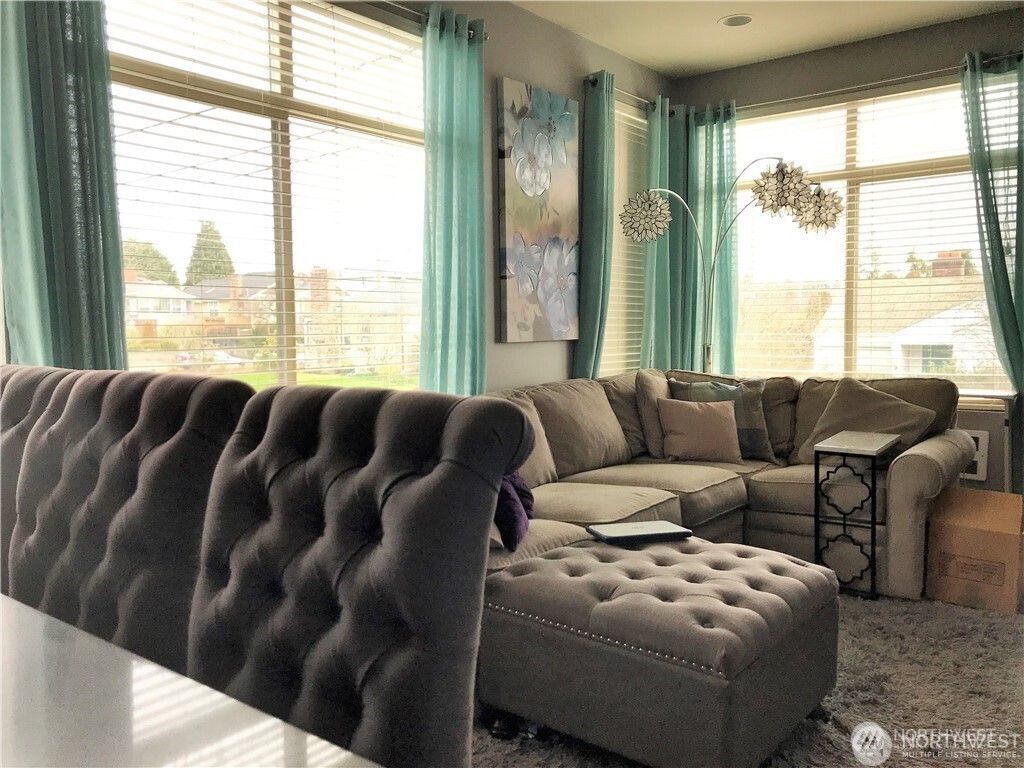 listing image 9367688255705491698