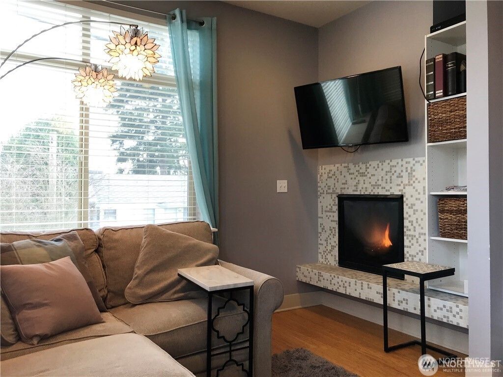 listing image 9365975972641129570