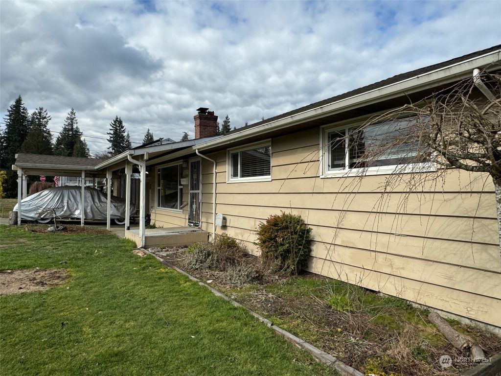 Photo of 4960 Vesper Drive, Everett, WA 98203 (MLS # 2209066)