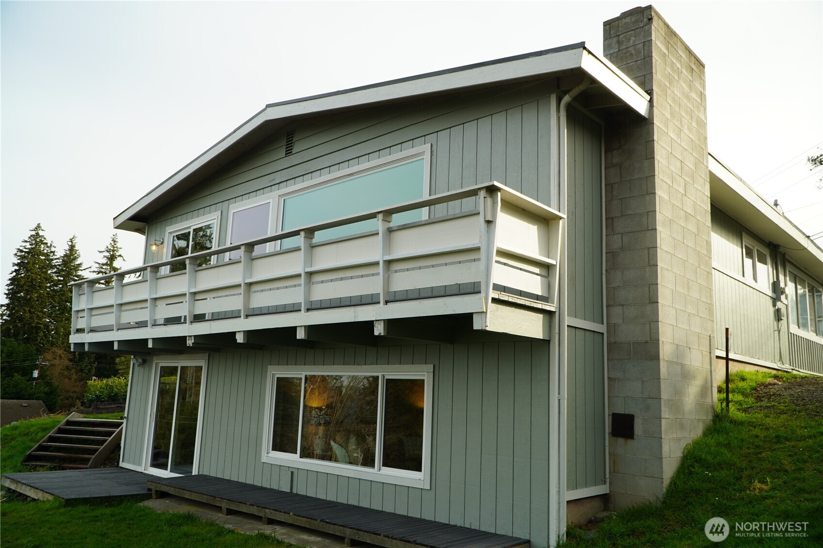 993 NW Camano Drive
