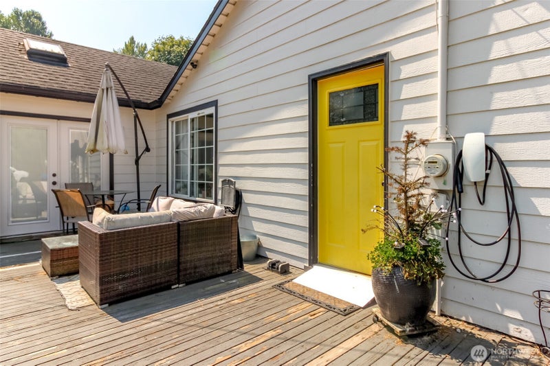 306 SW 1st Street
