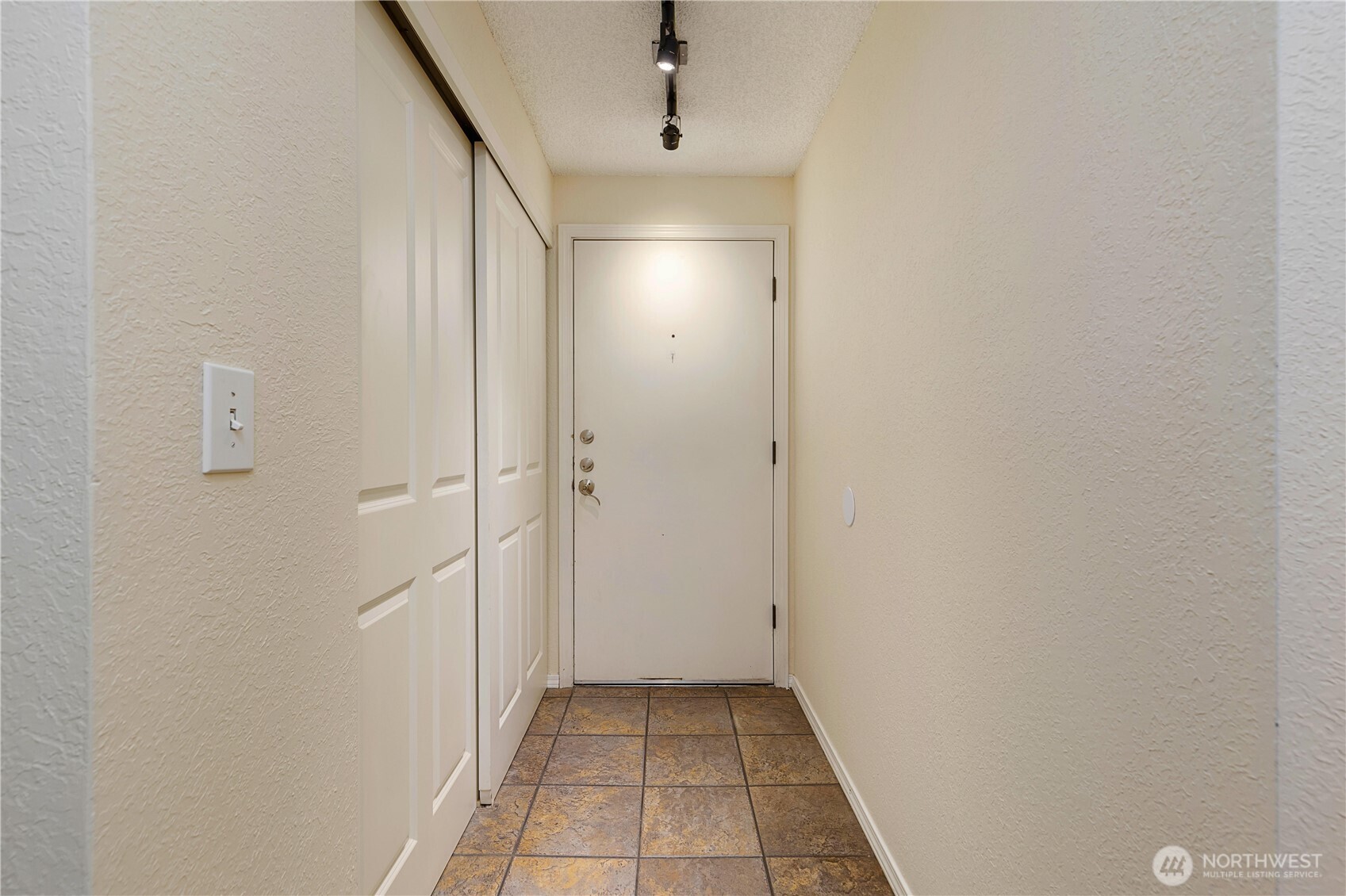 8217 145 Court NE C -11