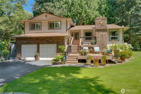 Photo of 4324 32nd Avenue Ct, Gig Harbor, WA 98335 (MLS # 2556029)