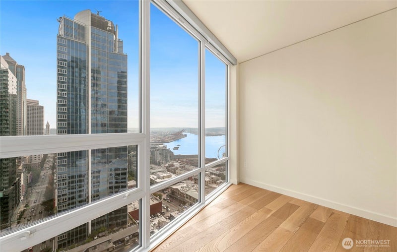 121 Stewart Street 2402
