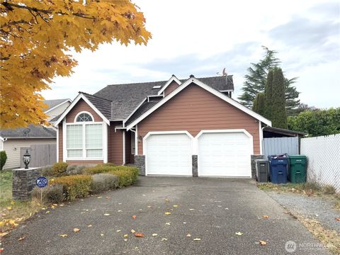 Photo of 12931 SE 306th Court, Auburn, WA 98092 (MLS # 2447912)