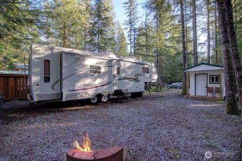 Photo of 161 Christmas Tree Circle, Deming, WA 98244 (MLS # 2546880)