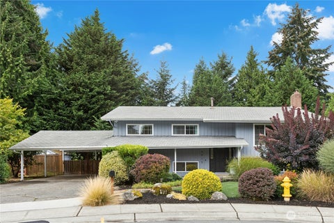 Photo of 6913 125th Avenue SE, Newcastle, WA 98056 (MLS # 2578655)