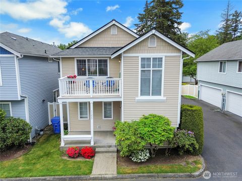 Photo of 11229 3rd Avenue Ct E, Tacoma, WA 98445 (MLS # 2426466)