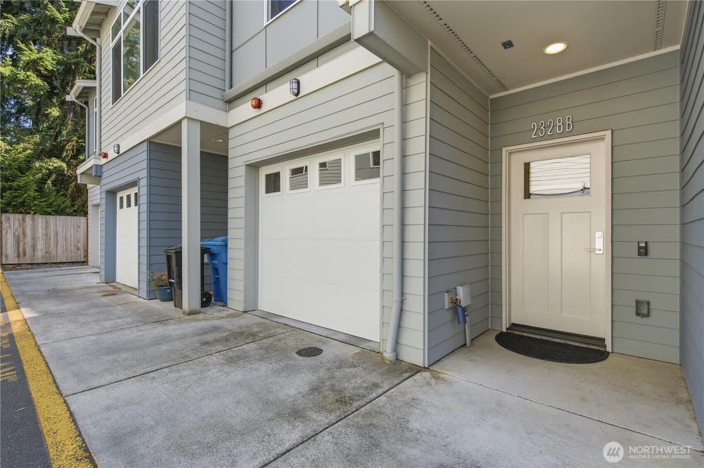 Photo of 2328 N 185TH ST #B, Shoreline, WA 98133 (MLS # 2566197)