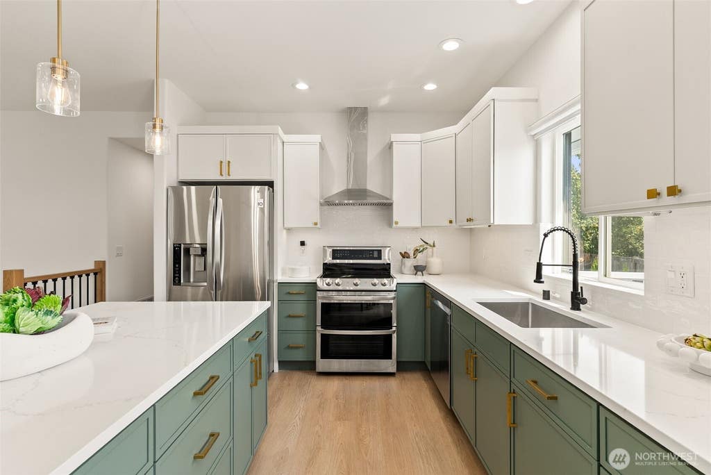 Photo of 14231 41st Drive SE, Bothell, WA 98012 (MLS # 2574783)