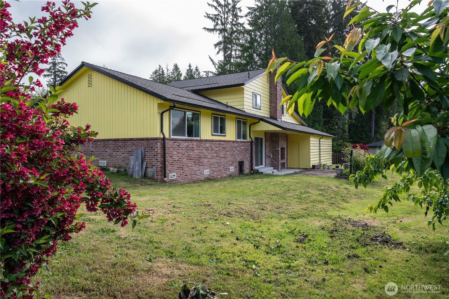 909 Fairway Lane