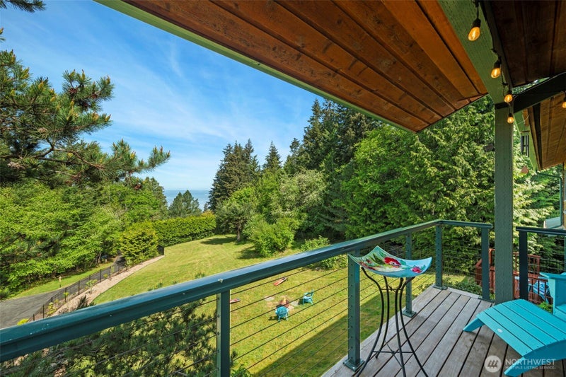 532 Whitecap Road