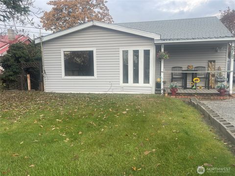 Photo of 215 Dewberry Ave E, Omak, WA 98841 (MLS # 2455367)
