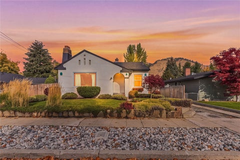 Photo of 305 Angier Avenue, Cashmere, WA 98815 (MLS # 2598069)