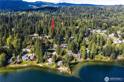 Photo of 20 North Point Drive, Bellingham, WA 98229 (MLS # 2448495)