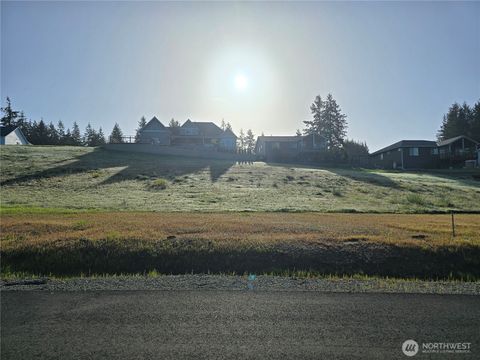 Photo of 80 E Virgil Drive W, Allyn, WA 98524 (MLS # 2513701)
