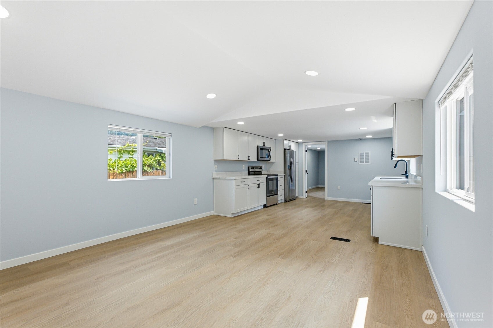 15722 52nd Street E 11