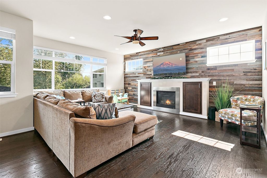 Photo of 34258 56th Avenue S, Auburn, WA 98001 (MLS # 2010980)
