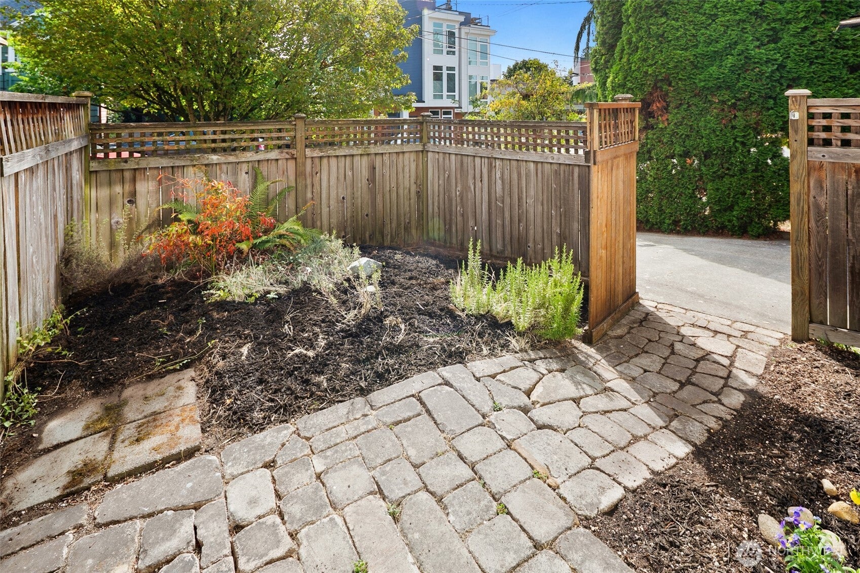 350 NW 76th Street