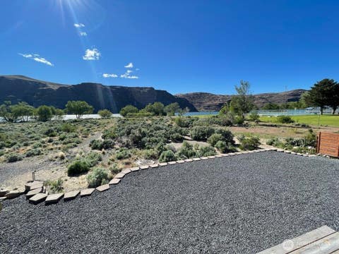 Photo of 928 River Drive SW, Quincy, WA 98848 (MLS # 2548787)