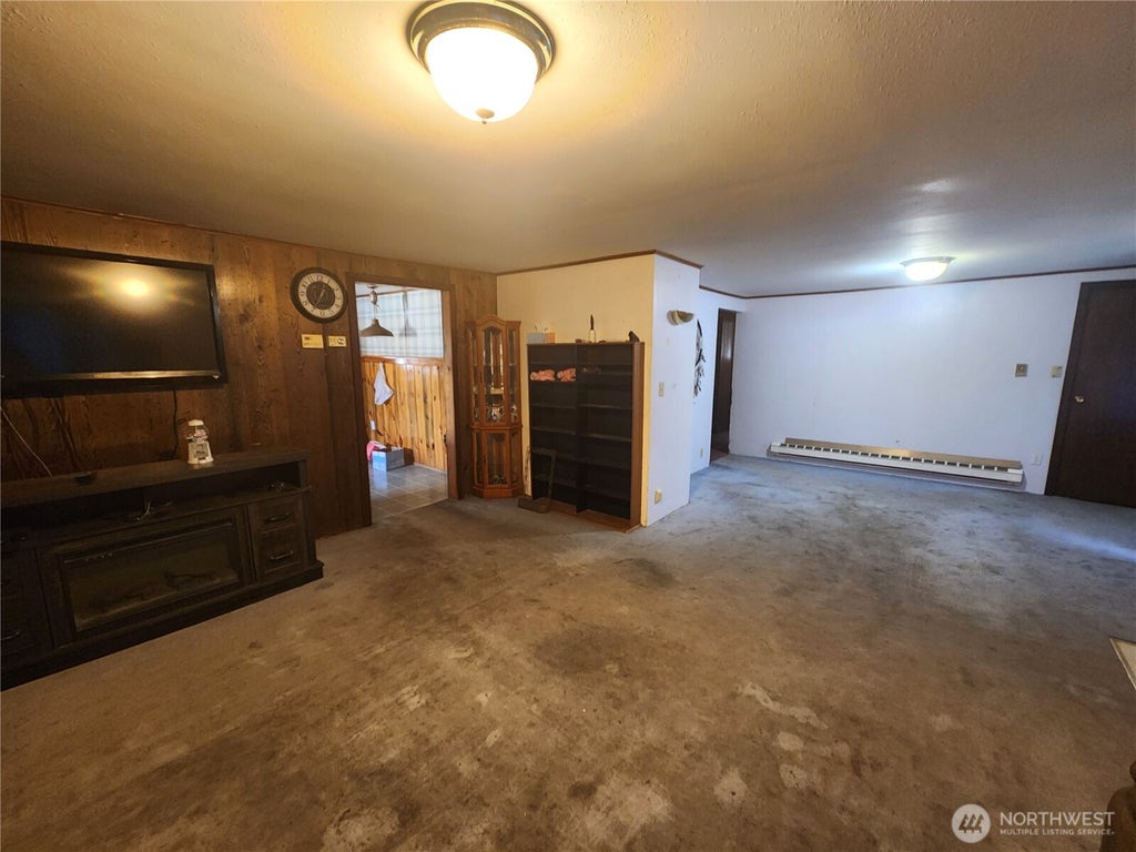 Photo of 656 S Madison Street, Republic, WA 99166 (MLS # 2588396)