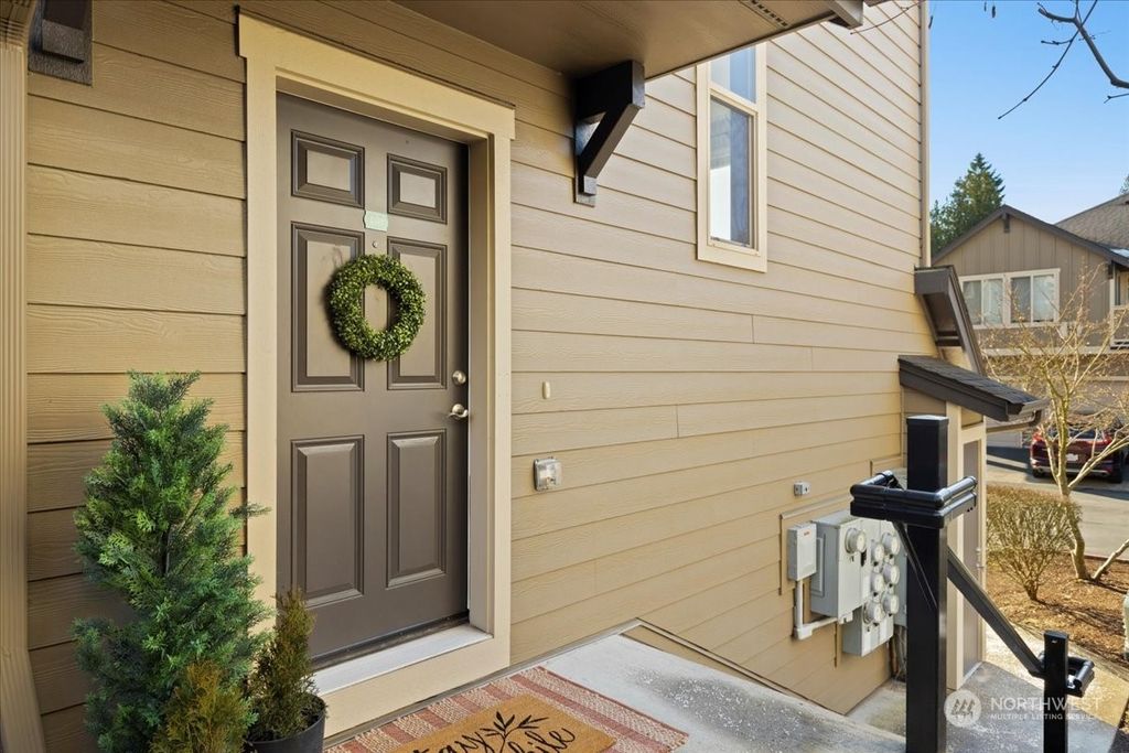 Photo of 1900 Weaver Road #G101, Snohomish, WA 98290 (MLS # 2327913)