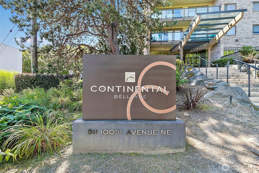 Photo of 511 100th Avenue NE #107, Bellevue, WA 98004 (MLS # 2453763)