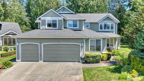 Photo of 17337 SE 185th Place, Renton, WA 98058 (MLS # 2545467)