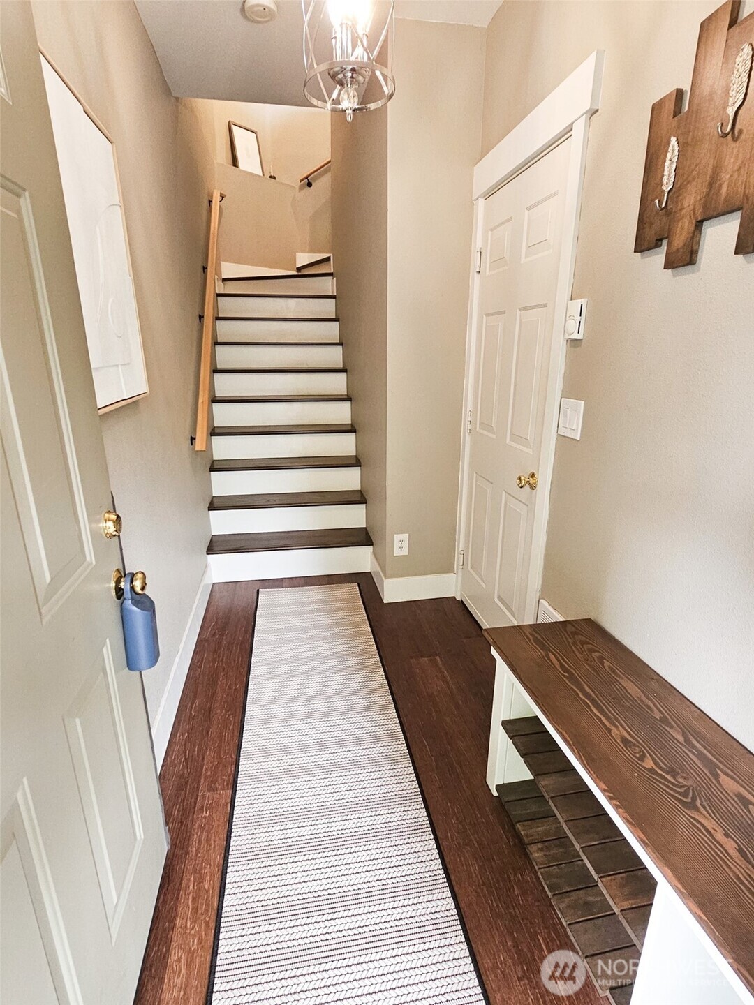 2272 Newport Way NW 1-4