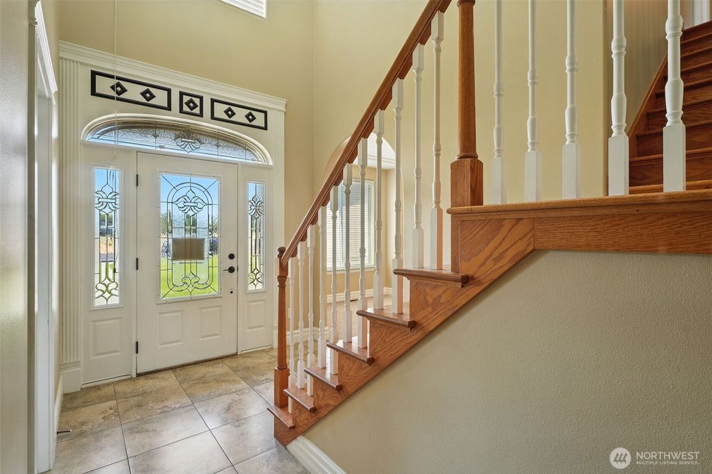 Photo of 6795 NE D.8 Road, Moses Lake, WA 98837 (MLS # 2468668)