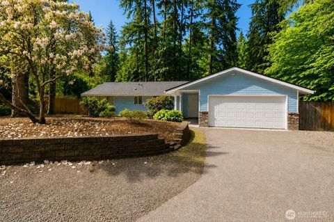 Photo of 6720 Alder Glen Drive SE, Olympia, WA 98513 (MLS # 2528519)