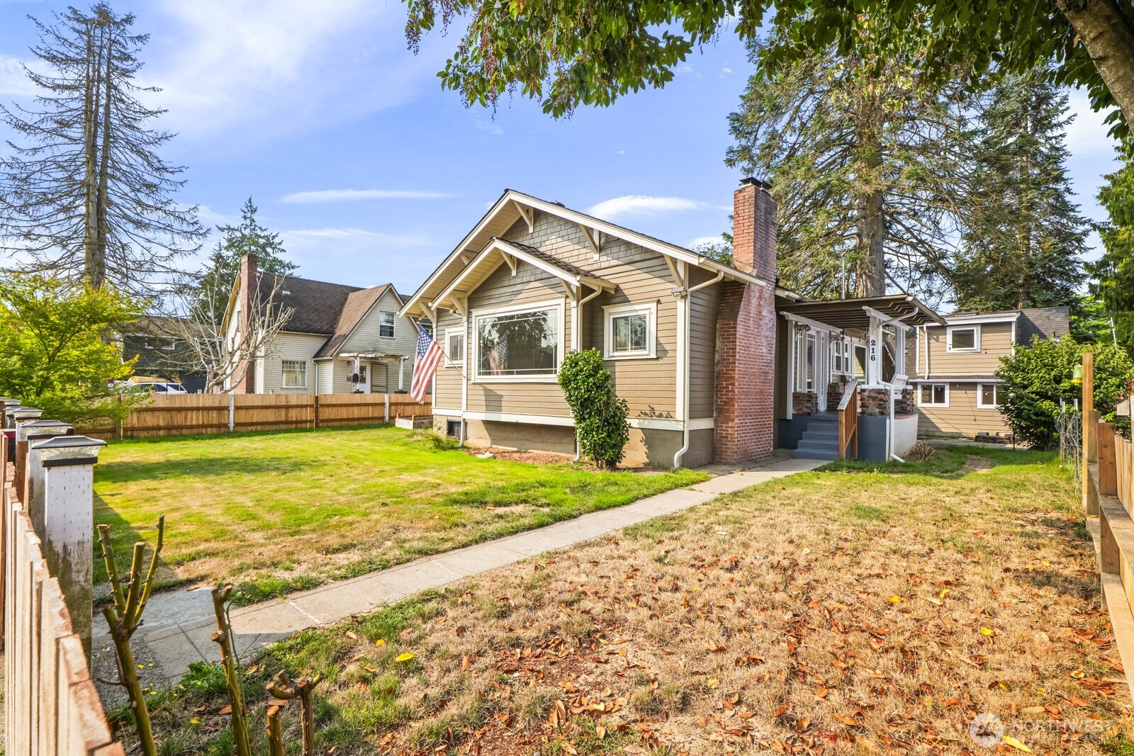 216 S Blakely Street