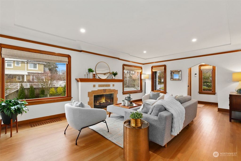 Photo of 2676 37th Avenue SW, Seattle, WA 98116 (MLS # 2201713)