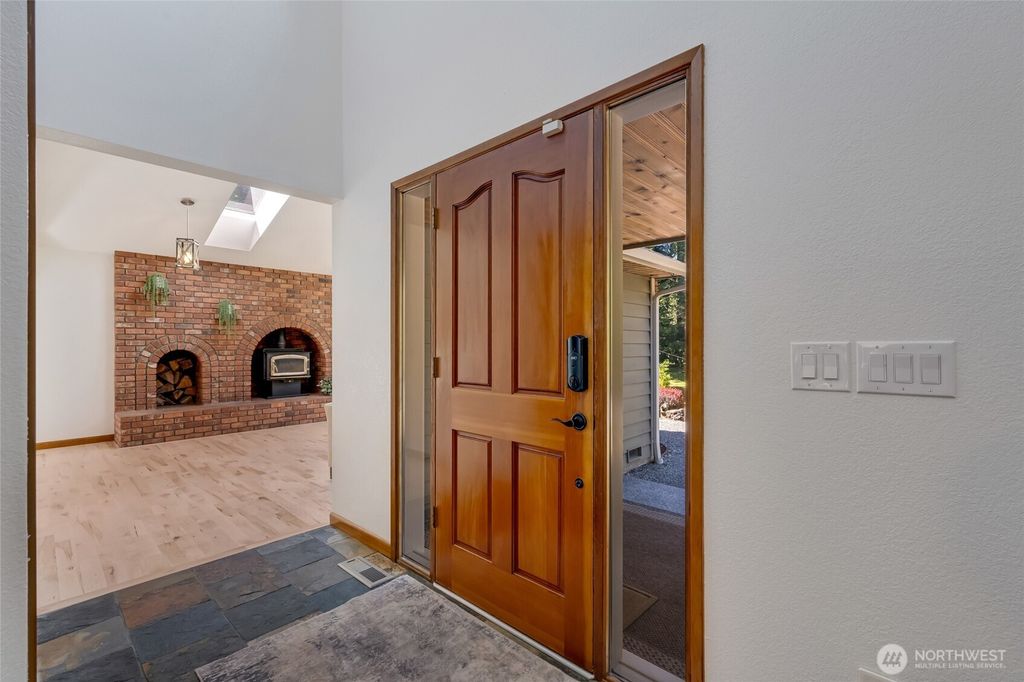 Photo of 8528 152nd Street SE, Snohomish, WA 98296 (MLS # 2422640)