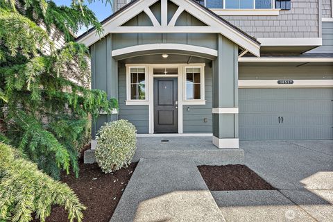 10537 185 Street Ct E Puyallup WA 98374