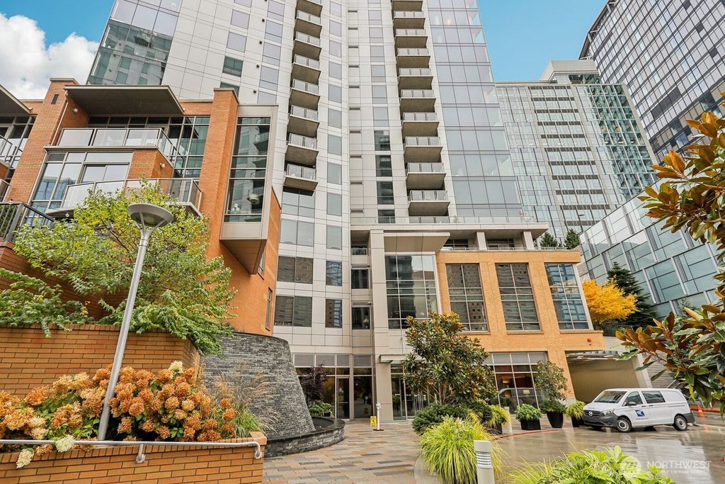 Photo of 10650 NE 9th Place #521, Bellevue, WA 98004 (MLS # 2434568)