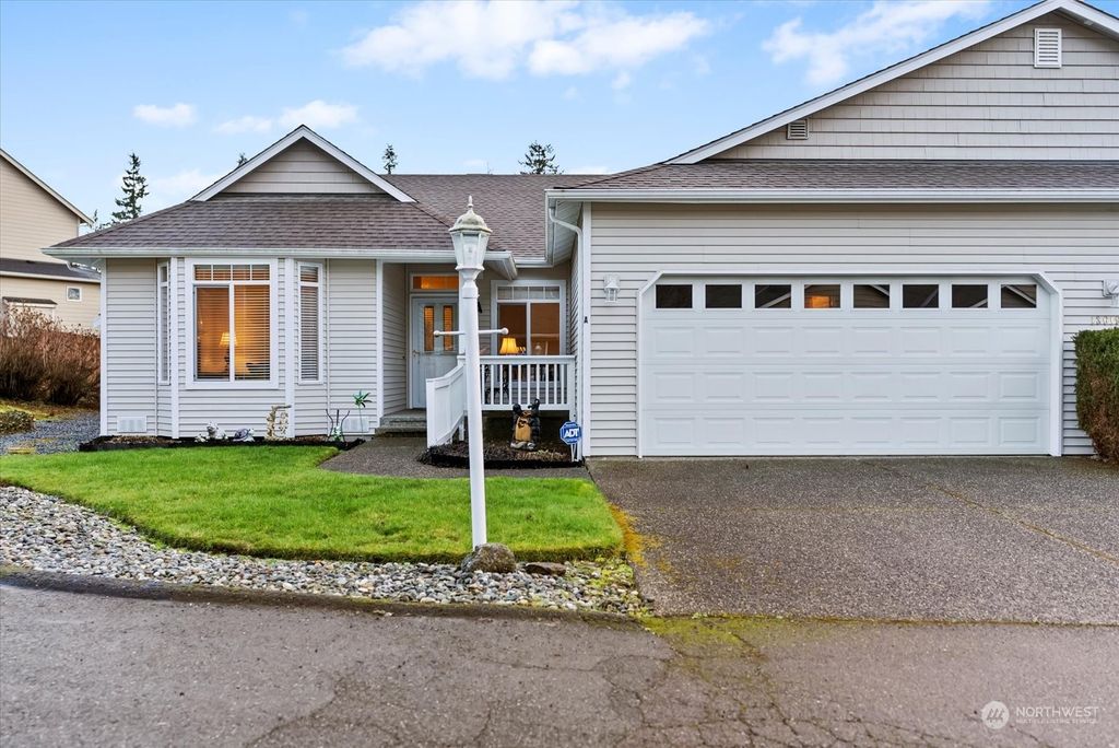 Photo of 13619 Beverly Park Road #2-A, Lynnwood, WA 98087 (MLS # 2202664)