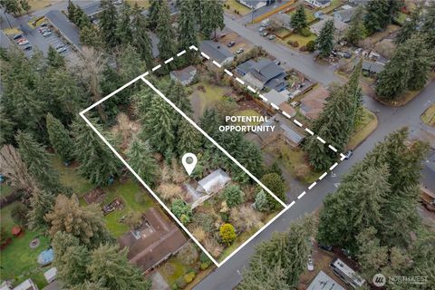 Photo of 31021 20th Avenue S, Federal Way, WA 98003 (MLS # 2513002)