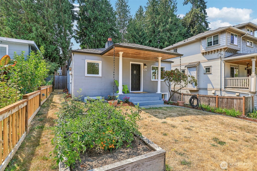 Photo of 1025 NE 103rd Street, Seattle, WA 98125 (MLS # 2568881)