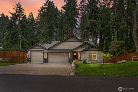 Photo of 14302 18th Avenue Ct S, Spanaway, WA 98387 (MLS # 2443856)