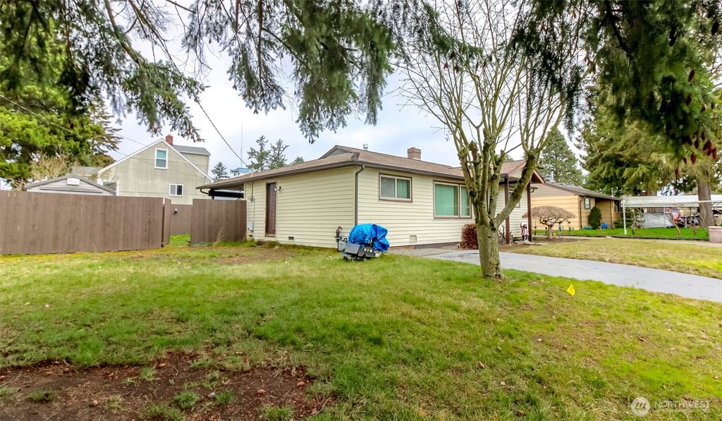 Photo of 1332 SW 113th Street, Seattle, WA 98146 (MLS # 2318592)
