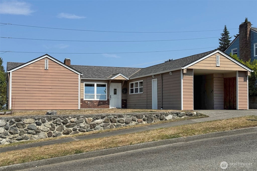 Photo of 1111 E Ninth Street, Port Angeles, WA 98362 (MLS # 2570149)