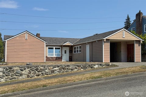 Photo of 1111 E Ninth Street, Port Angeles, WA 98362 (MLS # 2570149)
