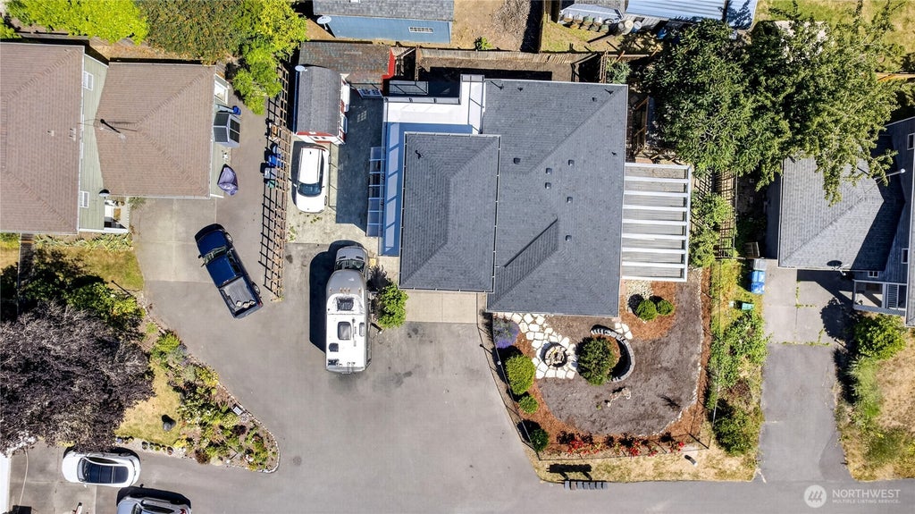 Photo of 13043 40th Ave S AVE, Tukwila, WA 98168 (MLS # 2553224)