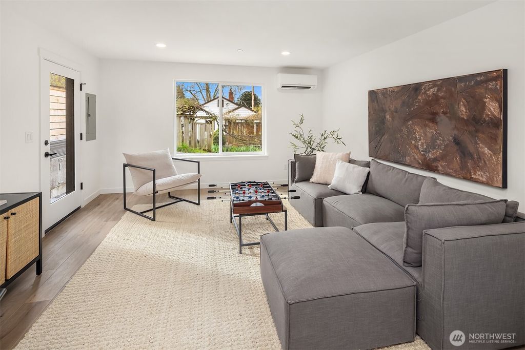 Photo of 333 NW 47th Street #C, Seattle, WA 98107 (MLS # 2477703)