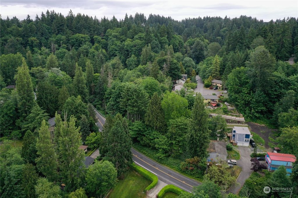 Photo of 19744 35th Avenue NE, Lake Forest Park, WA 98155 (MLS # 2246145)