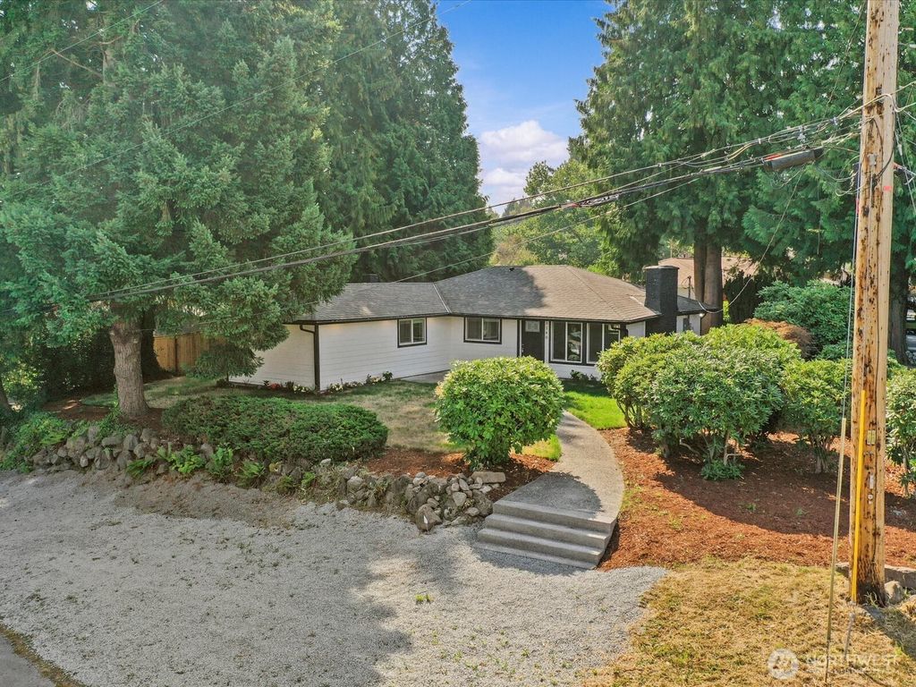 Photo of 1140 E Seattle Street, Kent, WA 98030 (MLS # 2429409)