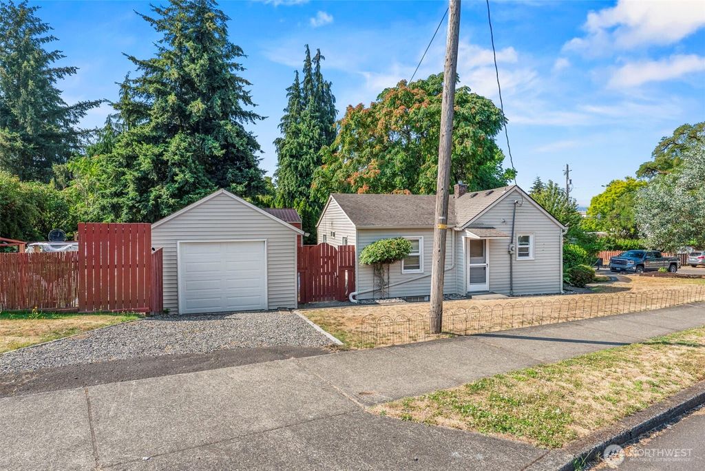 Photo of 1415 X Street, Vancouver, WA 98661 (MLS # 2551039)