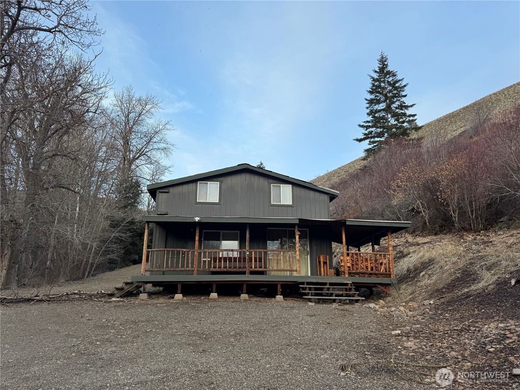 Photo of 9391 Robbins Road, Ellensburg, WA 98926 (MLS # 2480457)